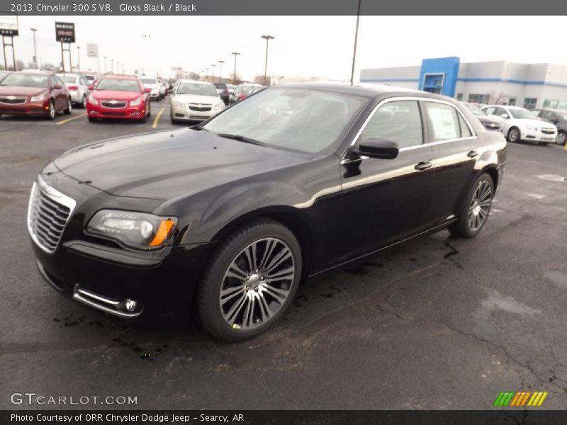 Gloss Black / Black 2013 Chrysler 300 S V8