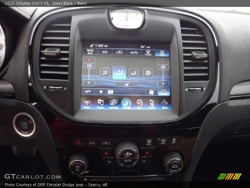 Controls of 2013 300 S V8
