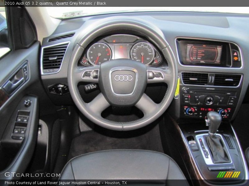 Quartz Grey Metallic / Black 2010 Audi Q5 3.2 quattro