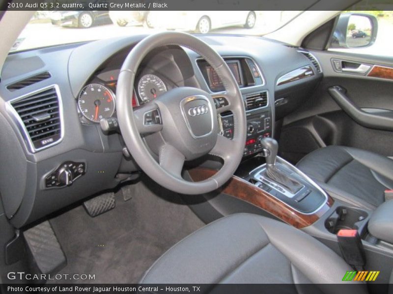 Quartz Grey Metallic / Black 2010 Audi Q5 3.2 quattro