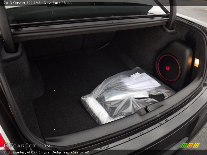  2013 300 S V8 Trunk