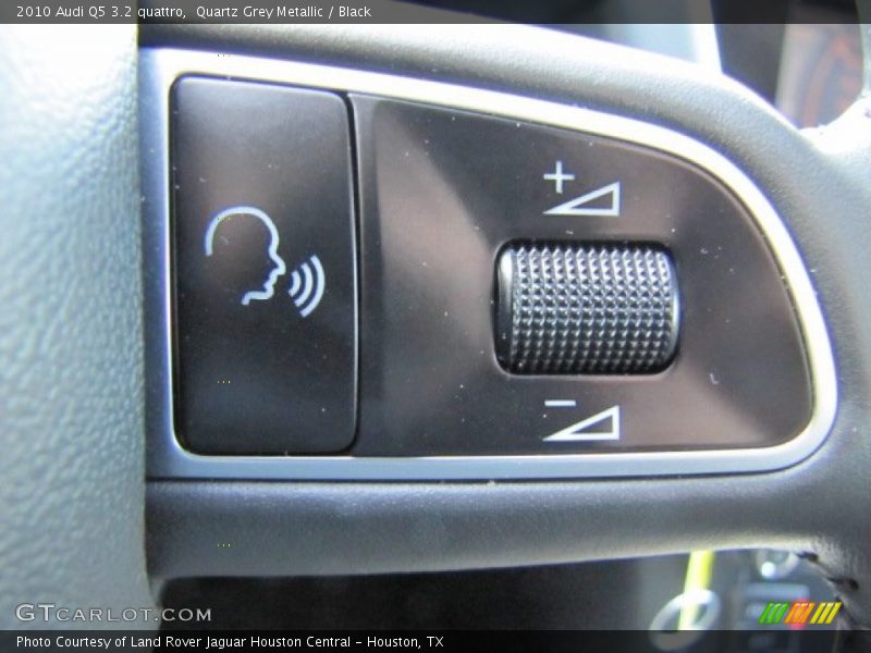 Quartz Grey Metallic / Black 2010 Audi Q5 3.2 quattro