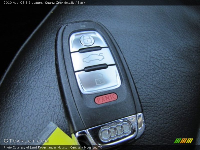Quartz Grey Metallic / Black 2010 Audi Q5 3.2 quattro