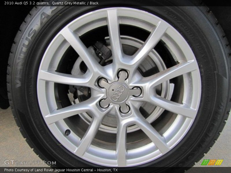 Quartz Grey Metallic / Black 2010 Audi Q5 3.2 quattro