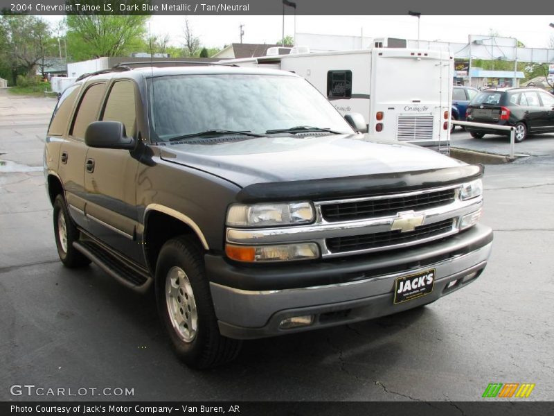Dark Blue Metallic / Tan/Neutral 2004 Chevrolet Tahoe LS