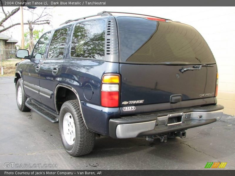 Dark Blue Metallic / Tan/Neutral 2004 Chevrolet Tahoe LS