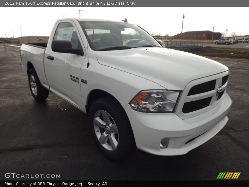 Bright White / Black/Diesel Gray 2013 Ram 1500 Express Regular Cab