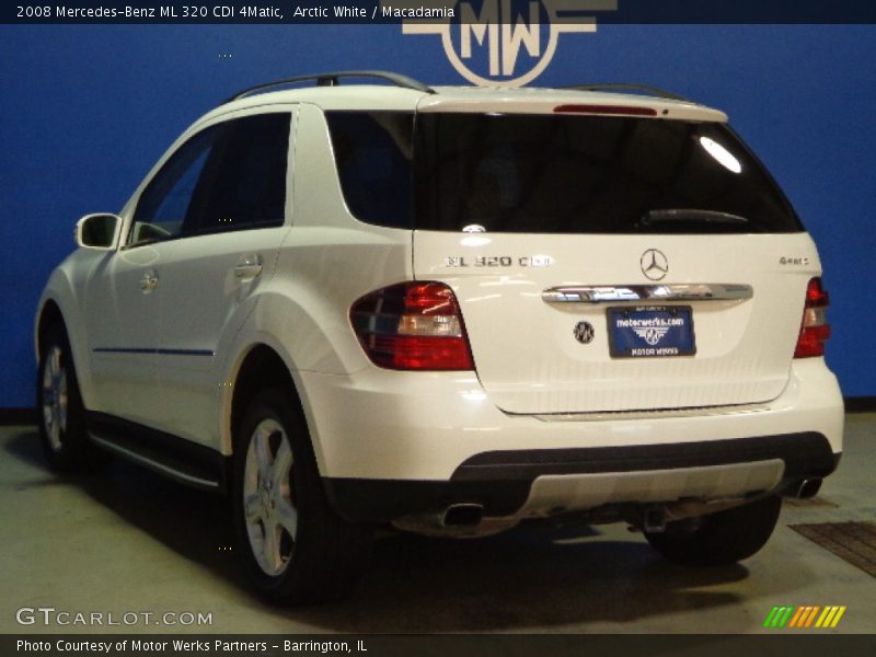 Arctic White / Macadamia 2008 Mercedes-Benz ML 320 CDI 4Matic