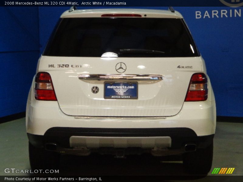 Arctic White / Macadamia 2008 Mercedes-Benz ML 320 CDI 4Matic