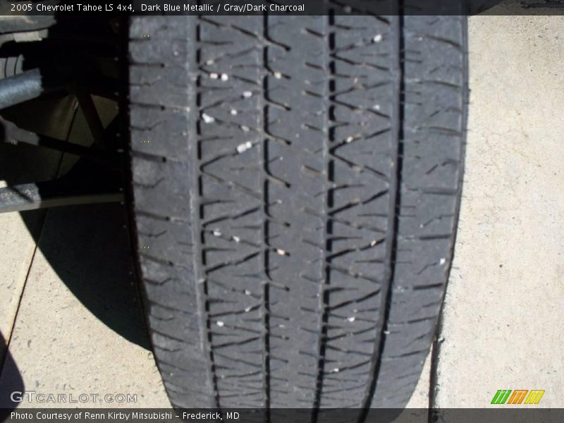 Dark Blue Metallic / Gray/Dark Charcoal 2005 Chevrolet Tahoe LS 4x4