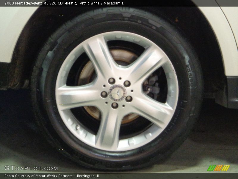 Arctic White / Macadamia 2008 Mercedes-Benz ML 320 CDI 4Matic