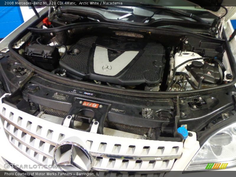 Arctic White / Macadamia 2008 Mercedes-Benz ML 320 CDI 4Matic