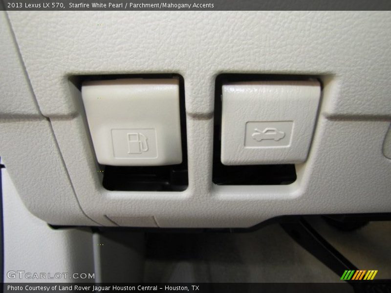 Starfire White Pearl / Parchment/Mahogany Accents 2013 Lexus LX 570