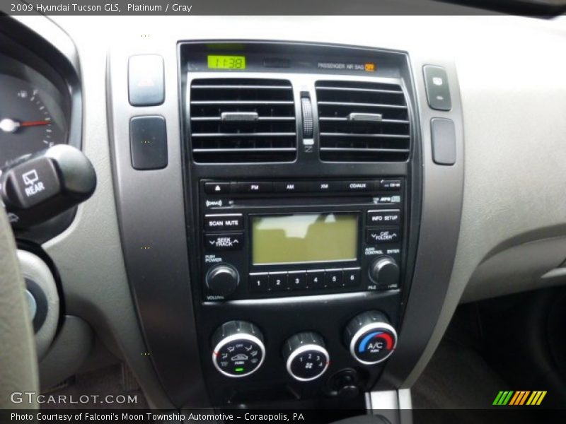 Platinum / Gray 2009 Hyundai Tucson GLS