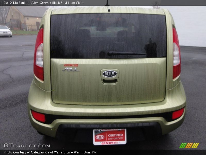 Alien Green / Black Soul Logo Cloth 2012 Kia Soul +