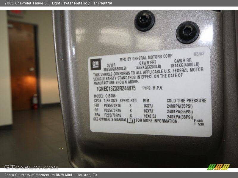 Light Pewter Metallic / Tan/Neutral 2003 Chevrolet Tahoe LT