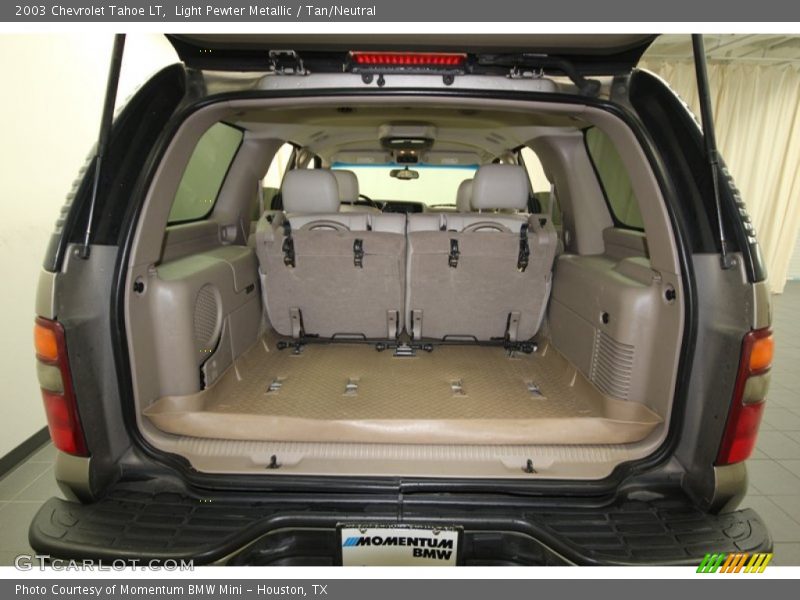 Light Pewter Metallic / Tan/Neutral 2003 Chevrolet Tahoe LT
