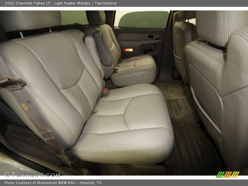 Light Pewter Metallic / Tan/Neutral 2003 Chevrolet Tahoe LT
