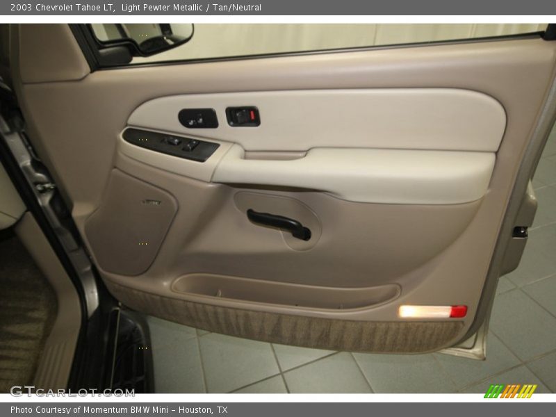 Light Pewter Metallic / Tan/Neutral 2003 Chevrolet Tahoe LT