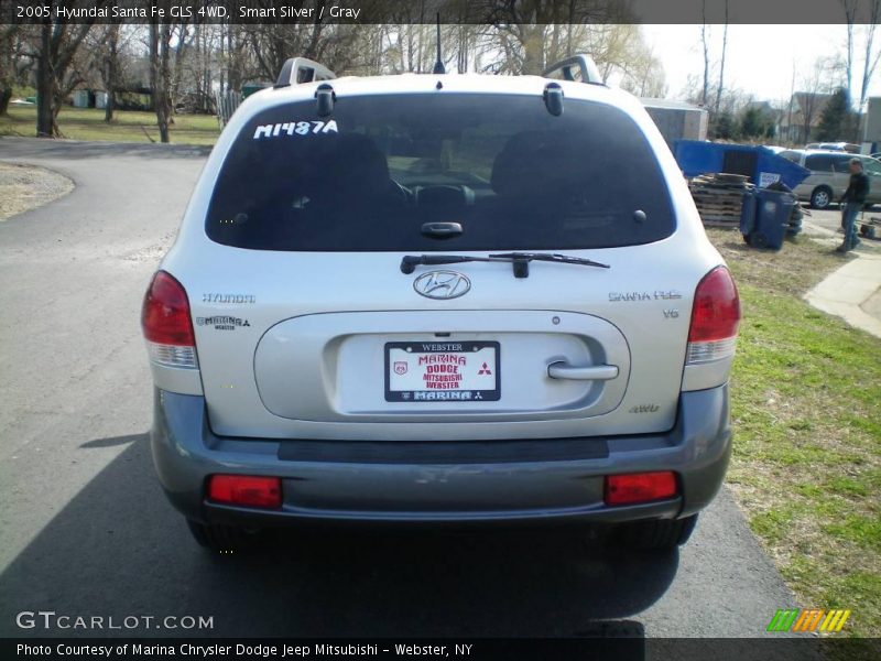 Smart Silver / Gray 2005 Hyundai Santa Fe GLS 4WD