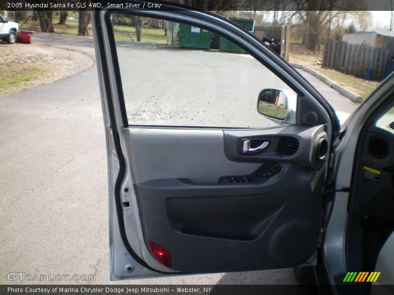 Smart Silver / Gray 2005 Hyundai Santa Fe GLS 4WD