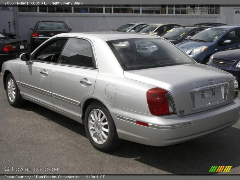 Bright Silver / Black 2005 Hyundai XG350 L