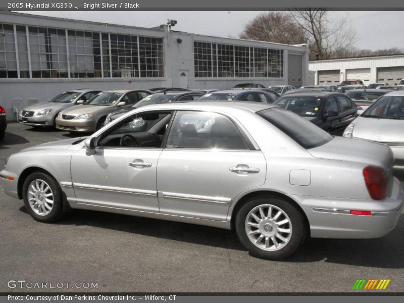Bright Silver / Black 2005 Hyundai XG350 L
