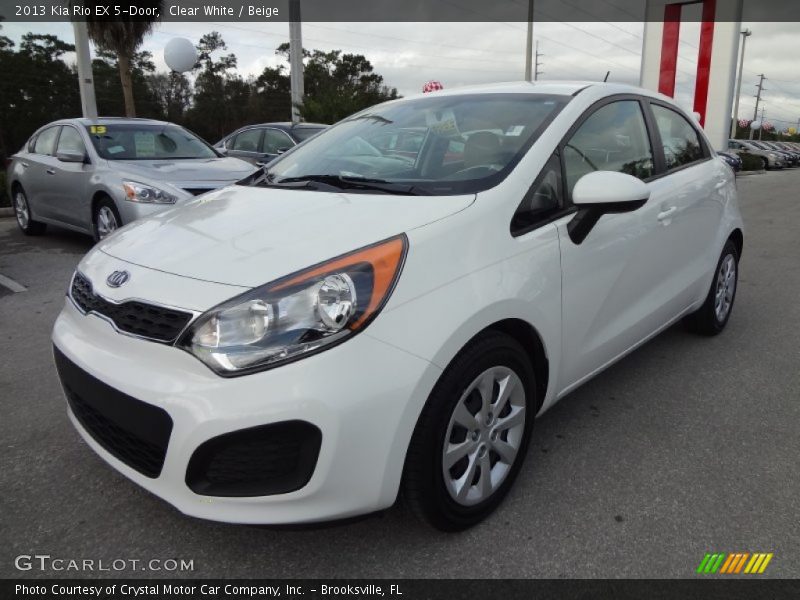 Clear White / Beige 2013 Kia Rio EX 5-Door