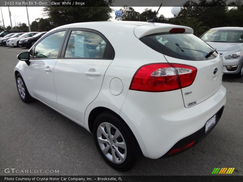 Clear White / Beige 2013 Kia Rio EX 5-Door