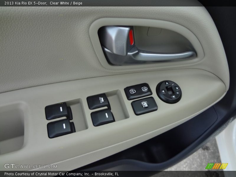 Clear White / Beige 2013 Kia Rio EX 5-Door