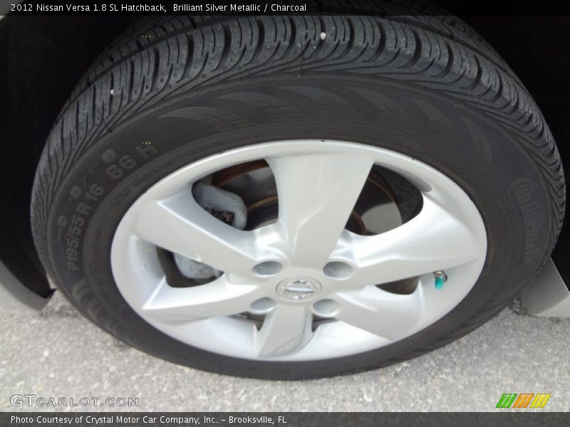  2012 Versa 1.8 SL Hatchback Wheel