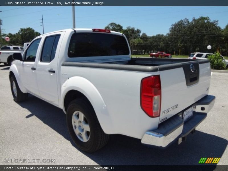 Avalanche White / Beige 2009 Nissan Frontier SE Crew Cab