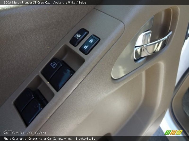 Avalanche White / Beige 2009 Nissan Frontier SE Crew Cab
