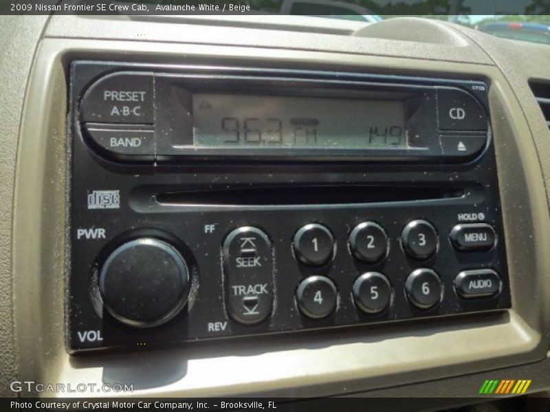 Avalanche White / Beige 2009 Nissan Frontier SE Crew Cab