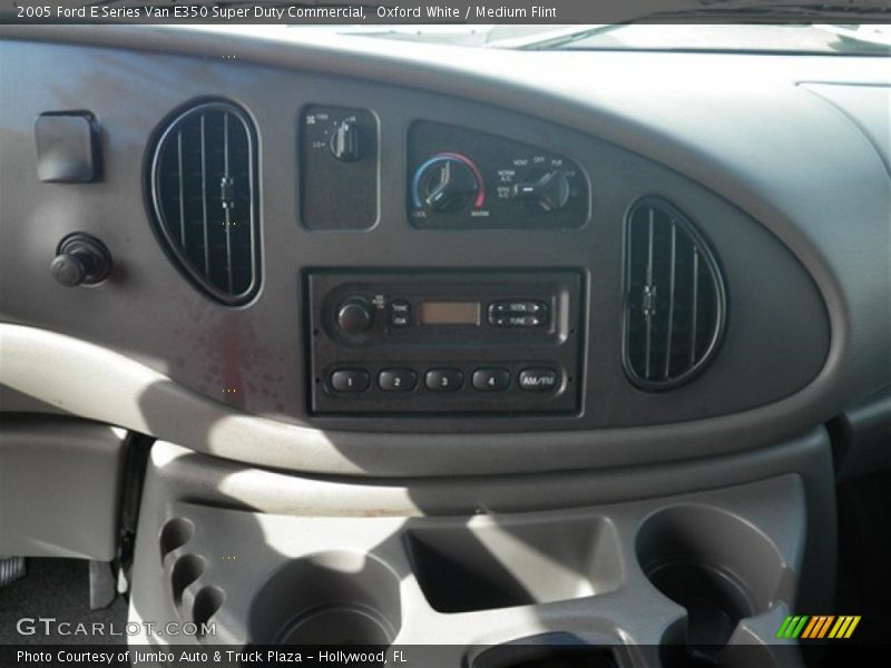 Oxford White / Medium Flint 2005 Ford E Series Van E350 Super Duty Commercial