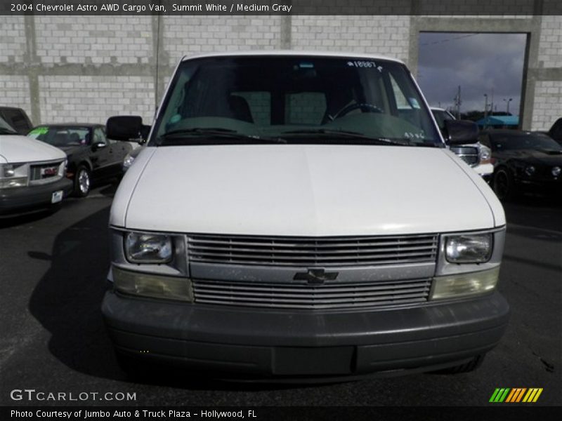 Summit White / Medium Gray 2004 Chevrolet Astro AWD Cargo Van