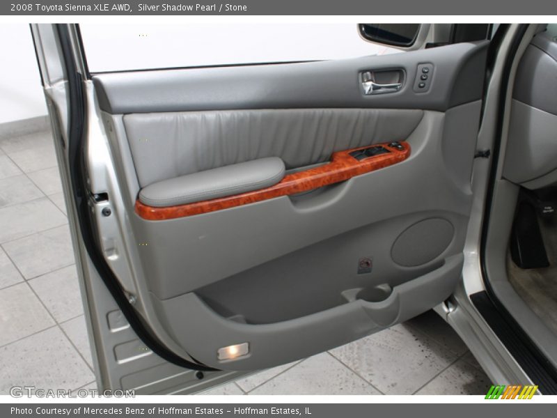 Door Panel of 2008 Sienna XLE AWD