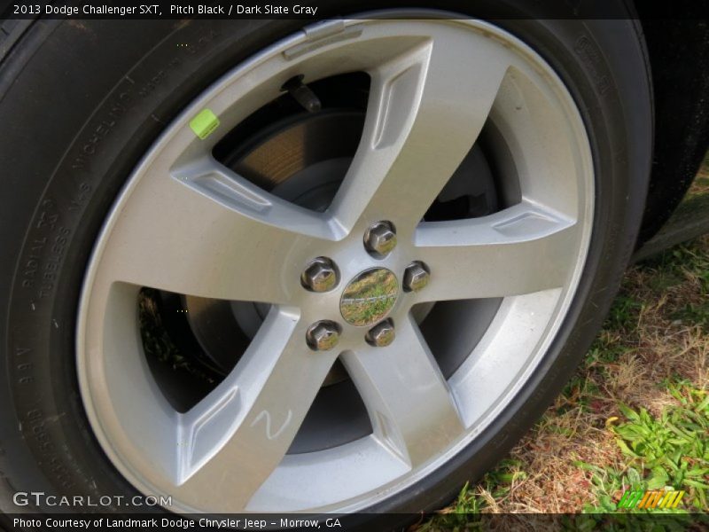 Pitch Black / Dark Slate Gray 2013 Dodge Challenger SXT