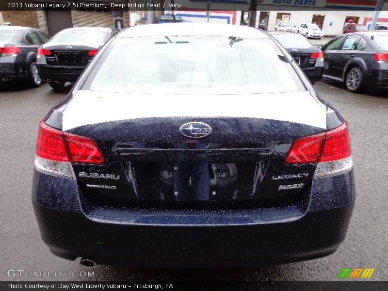 Deep Indigo Pearl / Ivory 2013 Subaru Legacy 2.5i Premium