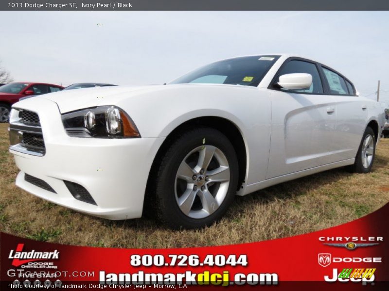 Ivory Pearl / Black 2013 Dodge Charger SE