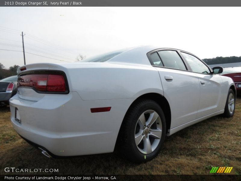 Ivory Pearl / Black 2013 Dodge Charger SE
