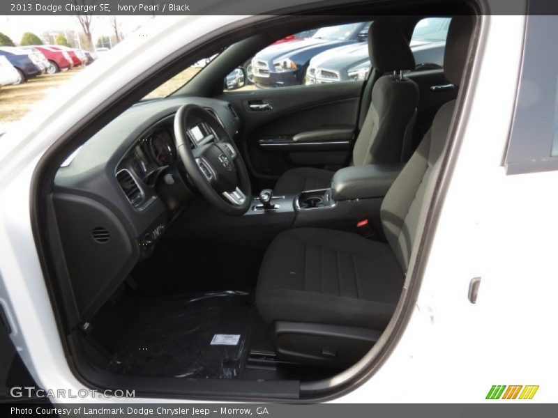 Ivory Pearl / Black 2013 Dodge Charger SE