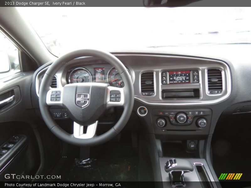 Ivory Pearl / Black 2013 Dodge Charger SE