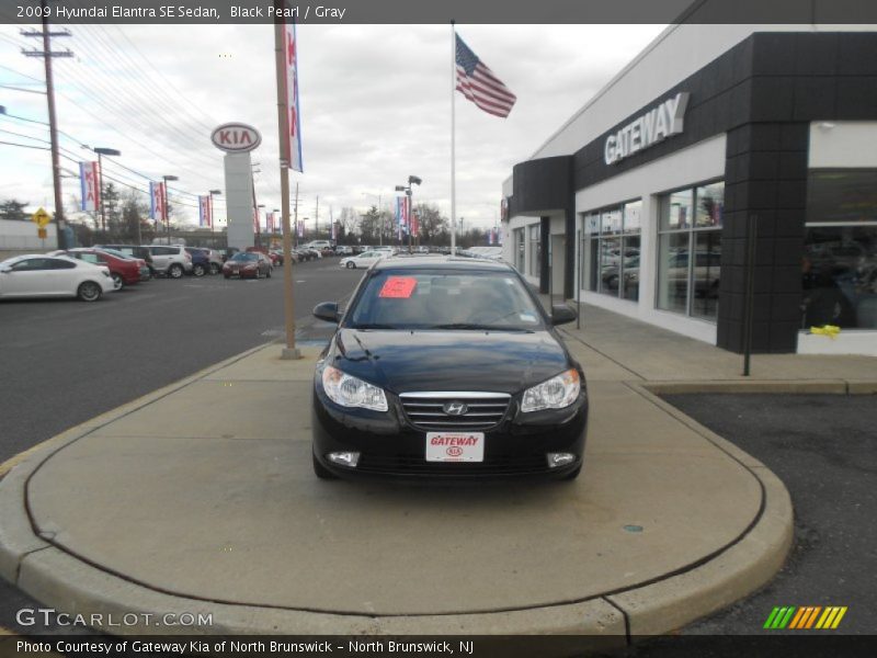 Black Pearl / Gray 2009 Hyundai Elantra SE Sedan