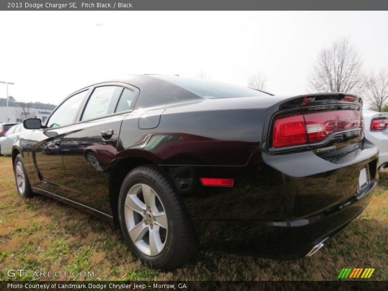 Pitch Black / Black 2013 Dodge Charger SE