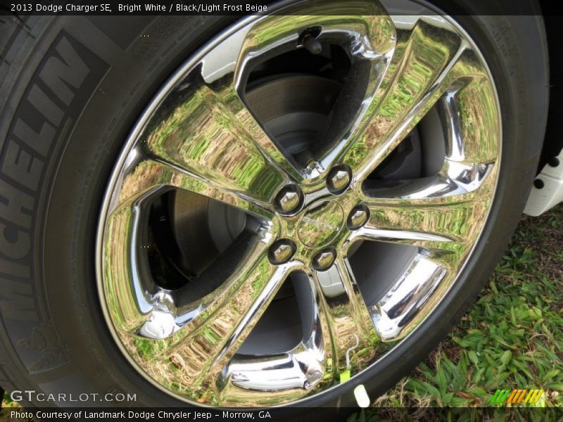 Bright White / Black/Light Frost Beige 2013 Dodge Charger SE