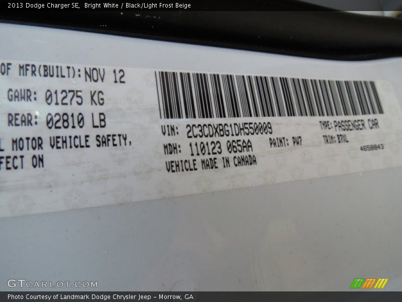 Bright White / Black/Light Frost Beige 2013 Dodge Charger SE