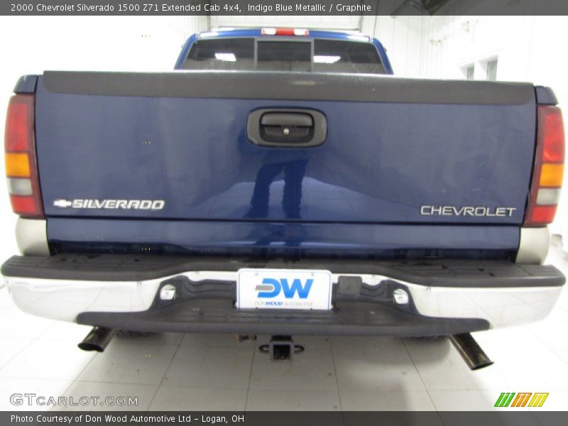 Indigo Blue Metallic / Graphite 2000 Chevrolet Silverado 1500 Z71 Extended Cab 4x4