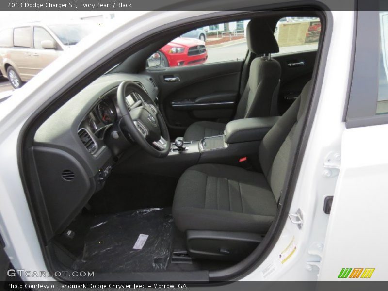 Ivory Pearl / Black 2013 Dodge Charger SE