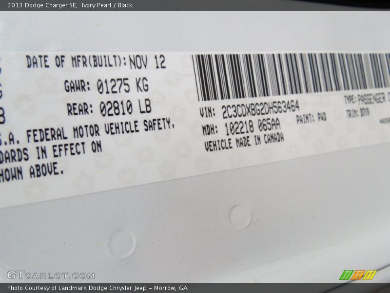 Ivory Pearl / Black 2013 Dodge Charger SE